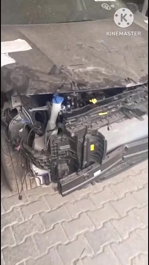 شغلة درجة أولى
واسعارة مناسبة
 علي سمكري 
عنوانه مدينة الصدر 
 كسره وعطش بالشارع الرابع مقابل البانزين خانه
***********

