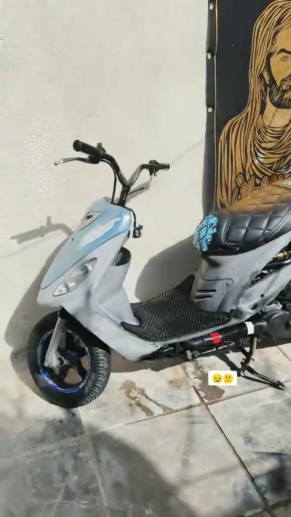 السلام عليكم ماكس منغولي للبيع قفل400
 دراجه تخبل مكينه توني مبوشه كلاجات رياضي كفرته كامله الشراي يجي خاص مكان ناصريه مركز ***********
