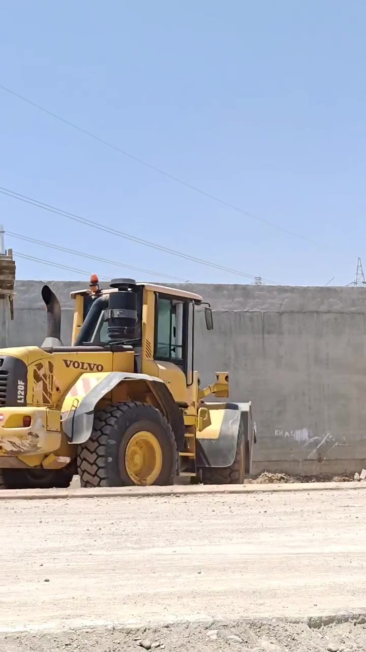 كل صرح عظيم يبدأ بأساس متين وفكرة تخترق الحدود! 🏗️✨

#مكتب_بيادر_الخير_للعقار_والمقالات_العامة، نتحول بمخططاتكم الهندسية إلى واقع ملموس ينبض بالقوة والجودة التي تدوم لأجيال. نلتزم بأعلى معايير الإتقان والدقة في كل تفاصيل مشروعكم.

📍 ابدأ بناء مشروعك القادم معنا اليوم:
📞 للتواصل والاستفسار: ***********/***********
او زيارة مكتبنا موصل مقابل مرور نينوى مزارع زيونة مكتب بيادر الخير للعقار 

#مكتب_بيادر_الخير_للمقاولات_العامة #مقاولات #بناء_وتعمير #هندسة_معمارية #مشاريع_كبرى #تشطيبات #استثمار_عقاري
