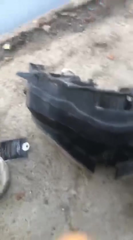سلام عليكم شاصي بس مكاتبه كاوسكي للبيع وغراض كلمن وسعره مازده مال حاويه اجت بدراجه مال معرض راديتر نضيف كلش هو وراصطه مالته مكلف بل نشر رقم *********** مكاني بغداد متواجد واتساب
