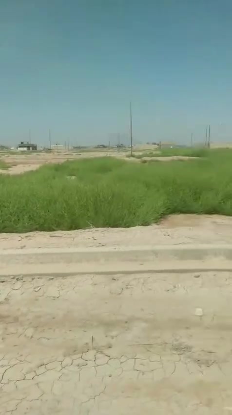 **فرصة العمر ما تتفوّت! أرض للبيع بسعر يلوگ للجميع وعلى قد إمكانية الفقير!** 🌟🏡
عايز تضمن مستقبلك ومستقبل عائلتك بملكية ألك وبسعر خيالي؟ لكينالك الحل! 🔑✨

---

### **تفاصيل القطعة:**

* **المساحة:** 100 متر مربع (5×20) 📐
* **الأبعاد:** واجهة 5 متر ونزال 20 متر 👌
* **الموقع:** بوب الشام - قرب القوس (موقع ممتاز وقريب على الخدمات) 📍🚗
* **السعر:** **9 مليون دينار عراقي بس!** 💰🔥 (سعر مناسب جداً وعلى قد إمكانية الفقير)

---

> 💥 **الفرصة تجي مرة وحدة بالعمر! الأرض موقعها ممتاز والسعر بلاش مقارنة بالمنطقة.**

📱 **للاستفسار والحجز، اتصل الآن على الرقم:**
*************** 📞

سارع قبل لا تروح عليك! 🏃‍♂️💨
