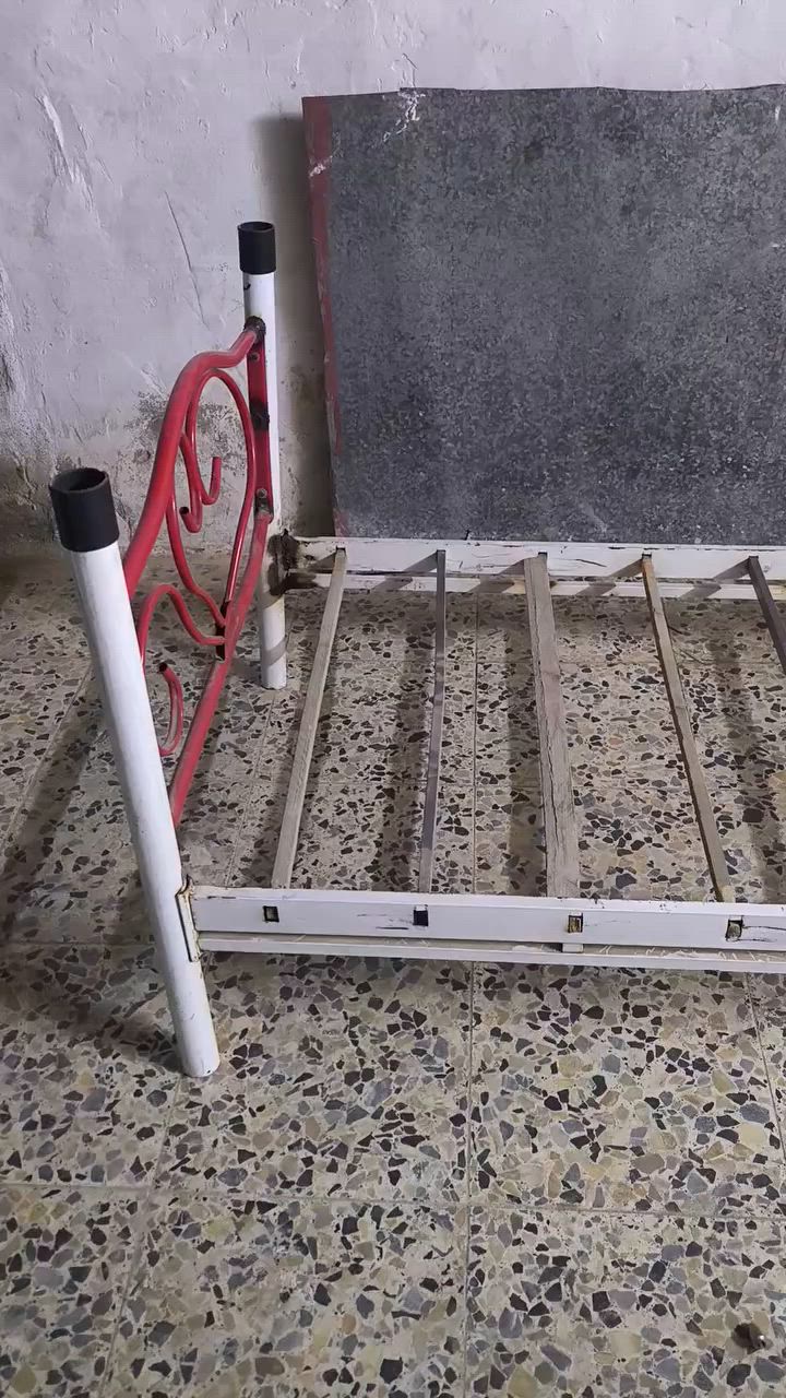 السلام عليكم
للبيع


**إذا كنت صاحب هذا الإعلان وتريد حذفه لأي سبب، رجاءا أرسل رسالة إلى الدعم الفني**