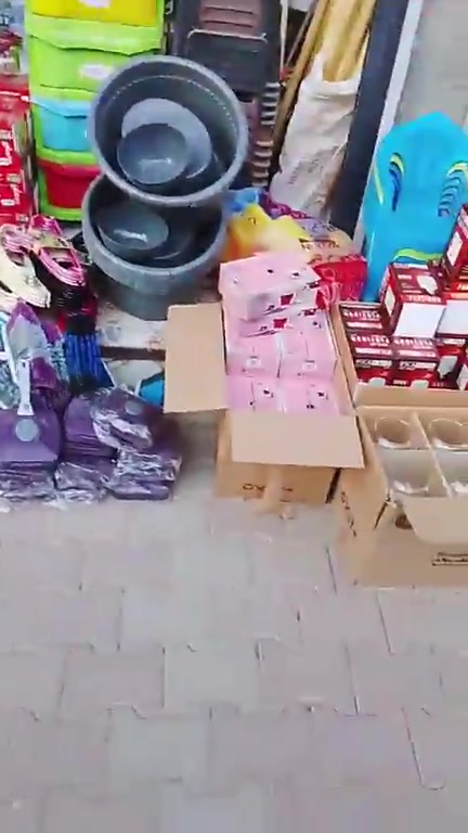 سلام عليكم تفاصيل بالفيديو عنوان تولفرش قريبا من مدرسة جرير مقابل مفروشات الامين للاستفسار الاتصال على الرقم ***********
