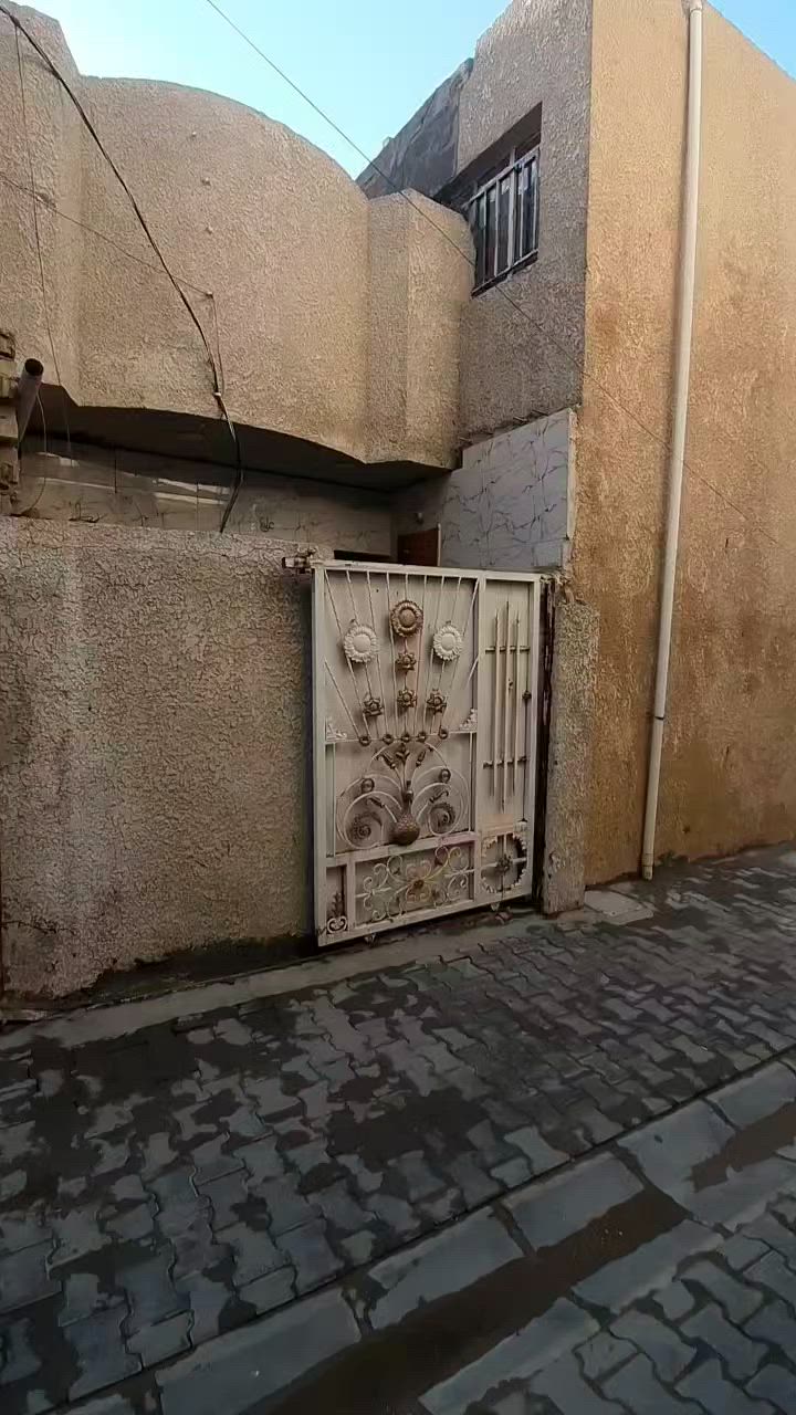 السلام عليكم بيت للبيع قرب جامع الشيخ ضياء المساحة 65 متر الاستفسار الاتصال على الرقم
الرصيد: ***********

واتساب: ***********
