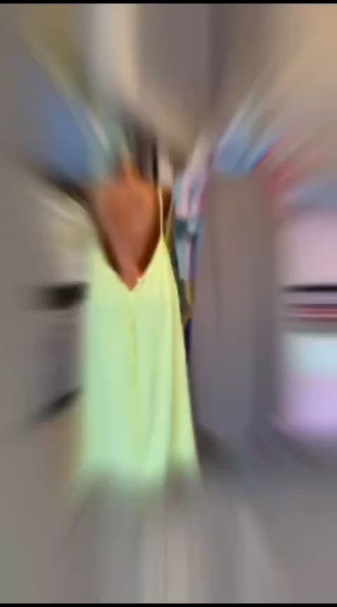 الشلحه القطنيه الترند متوفره ولأكثر من عشرين لون 
متوفر توصيل لجميع المحافظات 
#عبايات_كشخة #شلحات_نسائية_قطن #عبايات_كشخة #ملابس_نسائيه👚


**إذا كنت صاحب هذا الإعلان وتريد حذفه لأي سبب، رجاءا أرسل رسالة إلى الدعم الفني**