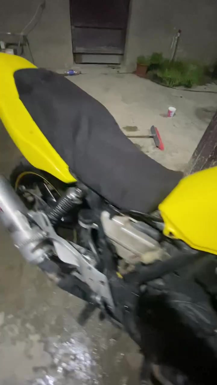 سلام عليكم سيبي ٤٠٠ للبيع
او مراوس سعر مليون ونص ١,٥٠٠,٠٠٠

دراجه حلوه مال لعب غراضها كامله 

جيل ثاني 

غراضها موجوده دشبول وماصده وعداد سرعه وتخم أشاره 

مكاني بغداد الطارميه

*********** بي واتس أب 

.
