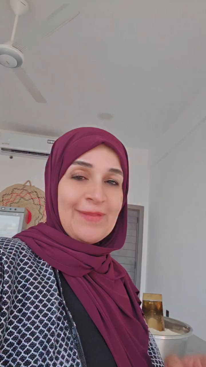 جاهزين  تاكلون الهريسة بدون  حبية ولازيوت مهدرجة  ولاسكر  لعد شنو بيها راح يأكل منها مريض السكر والضغط وحساسية الحنطة ومرضى السرطان والقلب وهشاشة العظام والمفاصل وبدون حرمان وبدون تأنيب الضمير  كل التفاصيل موجودة يم أخصائية التغذية العلاجية والغذاء الصحي الشيف وداد فرمان بمطعم إسلوب حياة صحية للتواصل والطلب والحجز المسبق عل الواتساب تنوريني ***********# بغداد الكرادة العرصات  انتظر اتصالكم لأن أحبكم هوايه وأخاف على صحتكم وصحة أطفالكم
