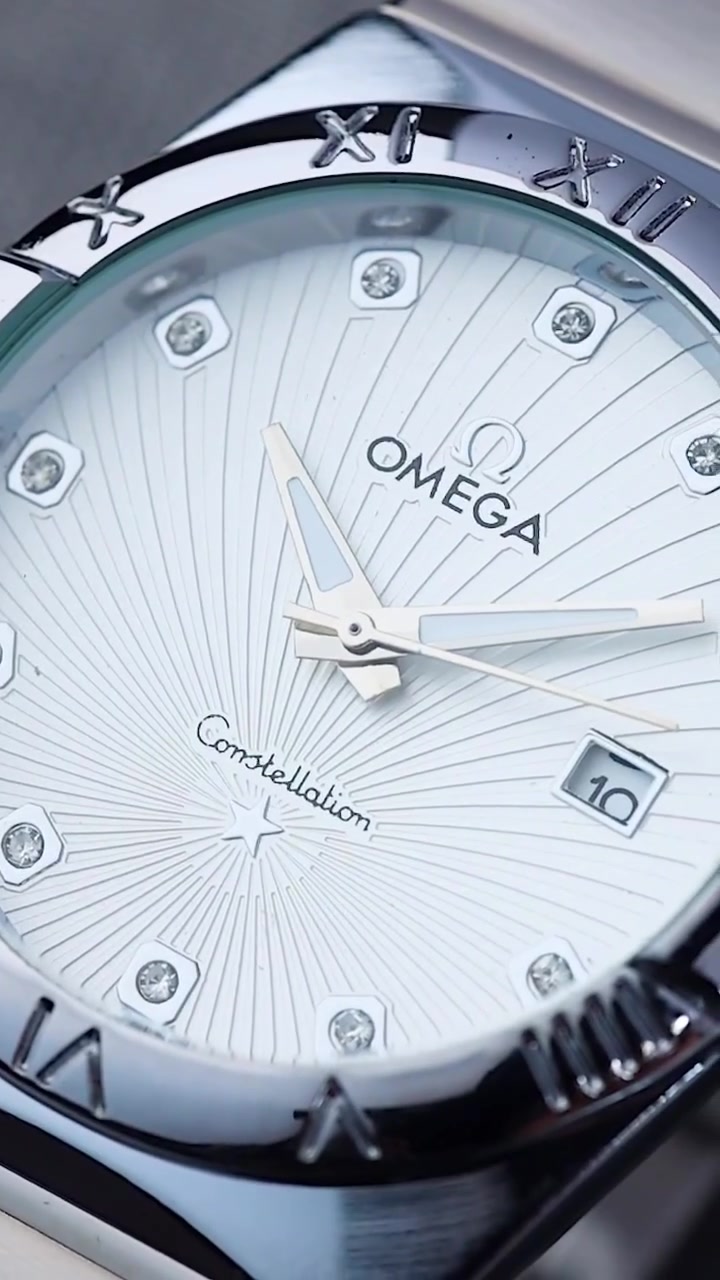 ساعة ماركة OMEGA  للحجز والاستفسار مراسلة الصفحة📩  ***********
