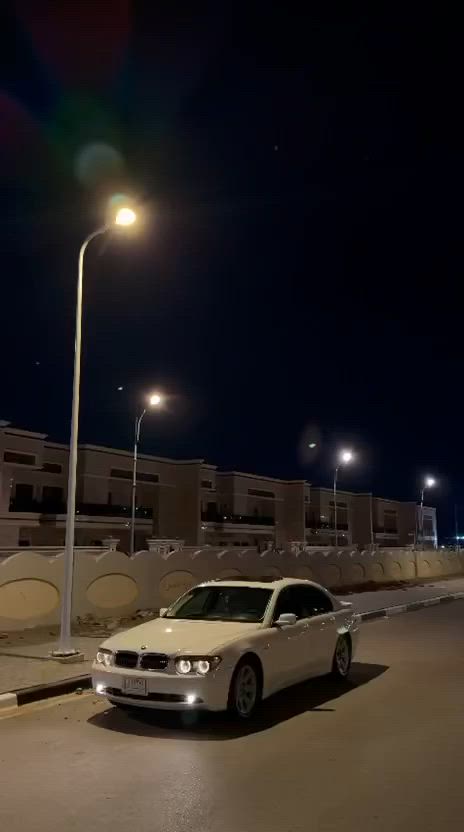 سلام عليكم
باخره 2003 معلايه 13  ماشى  بلمعامله باقيه عله الكمرك للعلم دافع كمرك بقرار 48 ابيع واقع حال

سياره 735 باب قصير بوب شفط 5 برادات جاهزه حداده مكينه كير تخم تاير وباقي جاهز ترايك لزاخو السعر  85 وبيهه مجال مكانها بصره الجمهورية او معقل

***********
