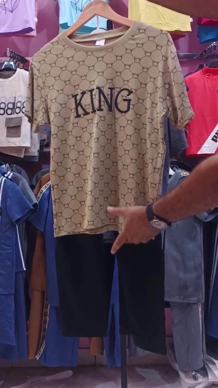 وصل #الترند 🔥🔥
السووت الولادي 110 ✅
قياس 7 الى 11 سنه 🔥🔥
العنوان:
ذي قار/ قضاء النصر
شارع مول اوما 
مجاور صيدلية أزهر رزاق
للحجز واتساب ***********
#فولو #اكسبلور #ازياء #ملابس_اطفال #لايك #ترند
