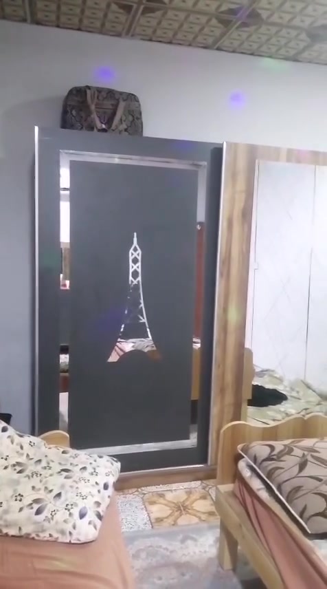 اغراض للبيع كلمن وسعره العنوان الكوفه علوة الفحل رقم بيه وتساب***********
