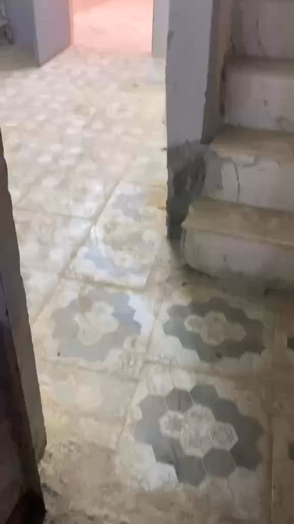 للي يدور سكن رخيص دار 75م هول مطبخ غرفة طابق اول الثاني غرفه معه مخزن ب400قفل منطقه ربيع مكتب السيد***********
