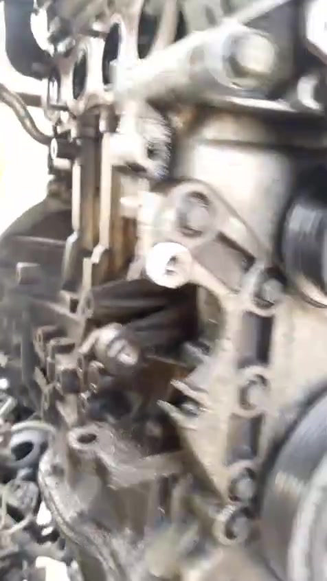 تجفيت سياره النترا محرك 1800 مركز الجوادين كادر مبدع بأسعار مناسبه بغداد مدينه الصدر بل القرب من تقاطع كسره او عطش هاتف *********** حسين الفيتر هاتف ***********  سيد ميثم بكل ايام الاسبوع نحن بخدمتكم
