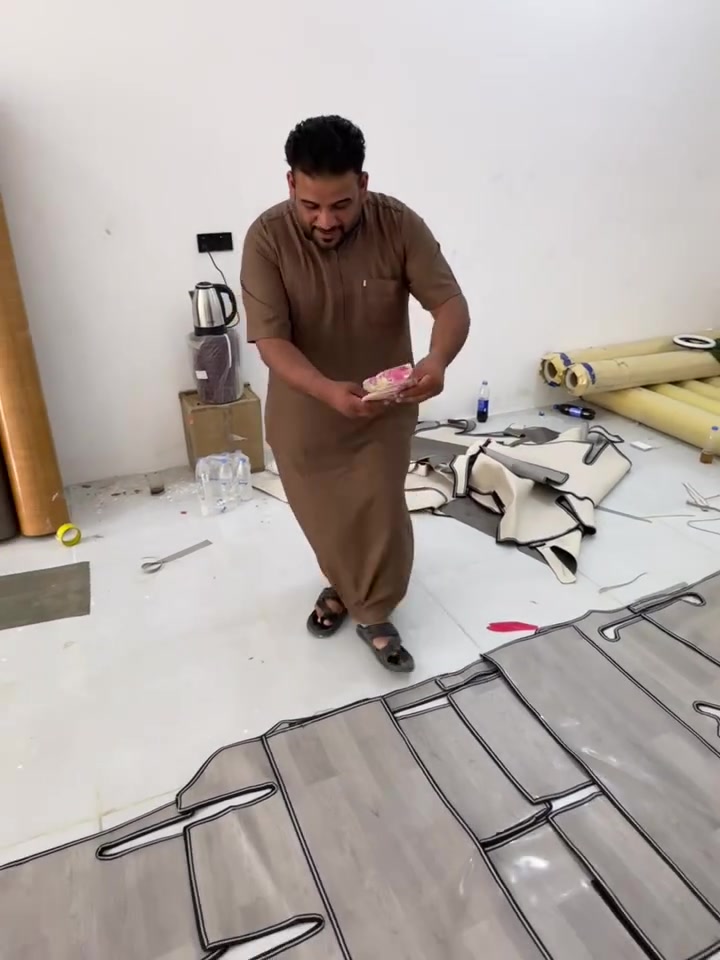 سعر (١٠٠) *********** عروض ما تنتهي  لحد ما موت يله تنتهي عروض ويكلك منتضر مو شي شغله شوف منشور دلل وشرط ضمان هم وجلد ذا مو درجه اوله ما اطي بي ضمان ❤️
دبل سفريات وسعر (100) لا تجيني وراه سبوع تكلي شبسع خلص عرض يومين عرض وينتهي  خترالك لون  مِنہ منشور
