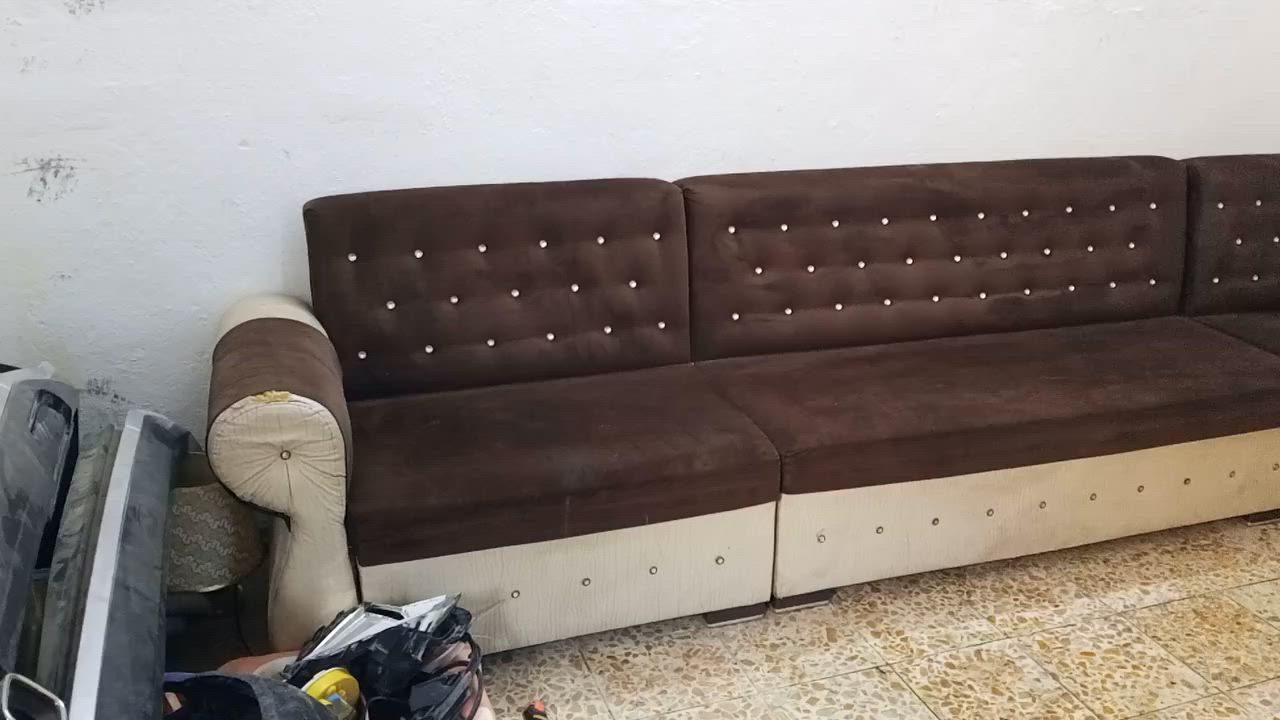 غراض للبيع مكاني بغداد مدينة الصدر الرقم ***********
