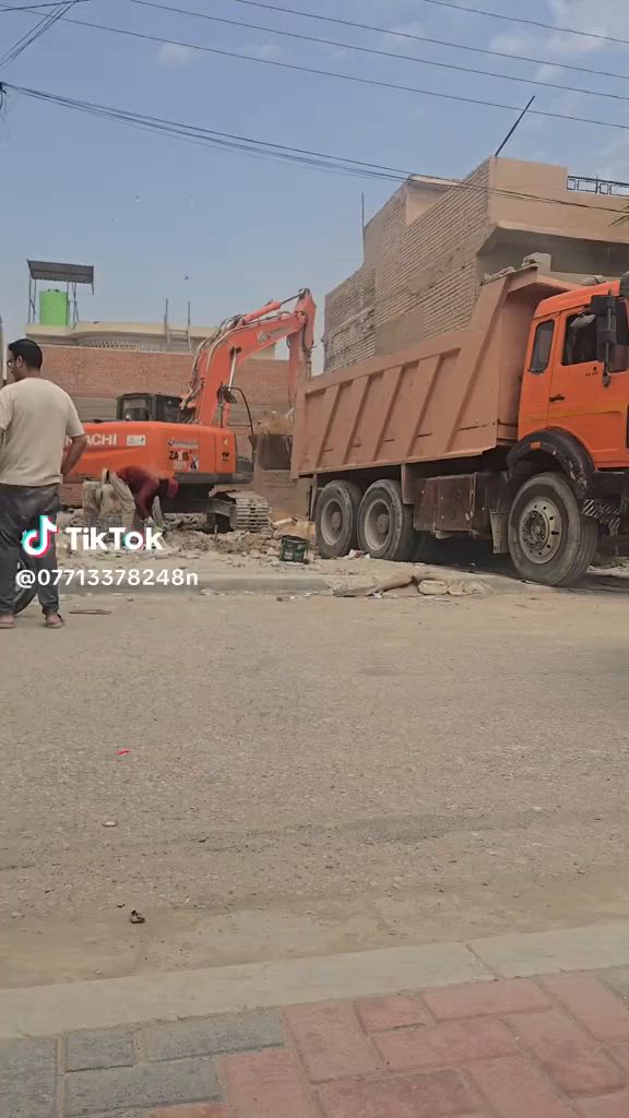 مكتب الأصدقاء @  مقاولات عامه لهدم الدور والبنايات وحفر الجفر وقطع البيوت المشتركه ورفع الأنقاض البيوت باانسب الاسعار الاتصال *********** واتساب☎️***********

