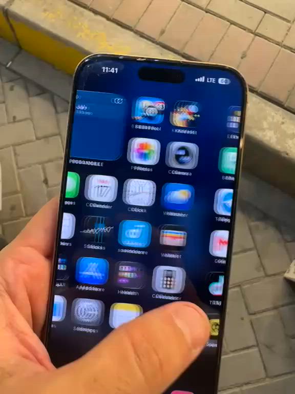 ايفون ١٦ برو ماكس ذاكره ٢٥٦ الجهاز بس ضربه بالكلاس بدون تاثير ولا نقطه ولا شيي بطاريه ٩٠ مكاني بغداد السعر مليون قفل  ***********
