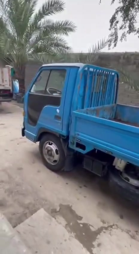 للبيع ازوزة موديل ١٩٩٢ السعر  ٥٥ ورقة  ***********
