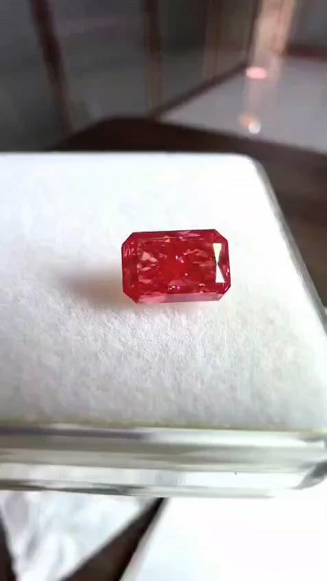 28 ct of vvs1
Red diamond
Cut princesse
15000 usd
00212676684300


**إذا كنت صاحب هذا الإعلان وتريد حذفه لأي سبب، رجاءا أرسل رسالة إلى الدعم الفني**