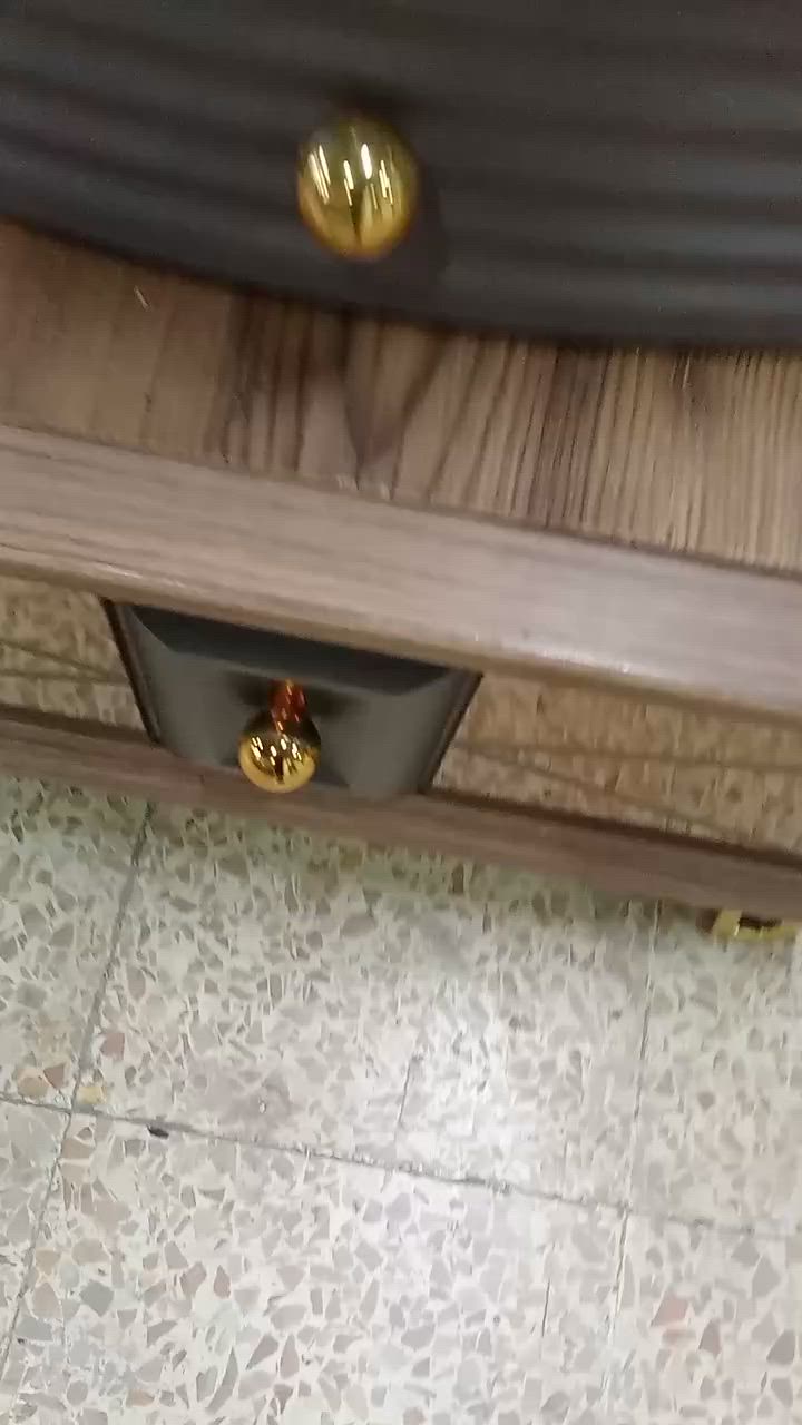 غرفه تركي فخامه 9قطع ضخمه 

نشرات كلها نظافه 💯/💯 ماركه الاصلي 

شد ونقل مجاني داخل الموصل 

اي استفسار ع رقم او واتساب او صفحه المعرض 

ملاحظه نستقبل الغرف التركي المستعمل او معارضه 

اي استفسار ع ارقام 

***********
***********
