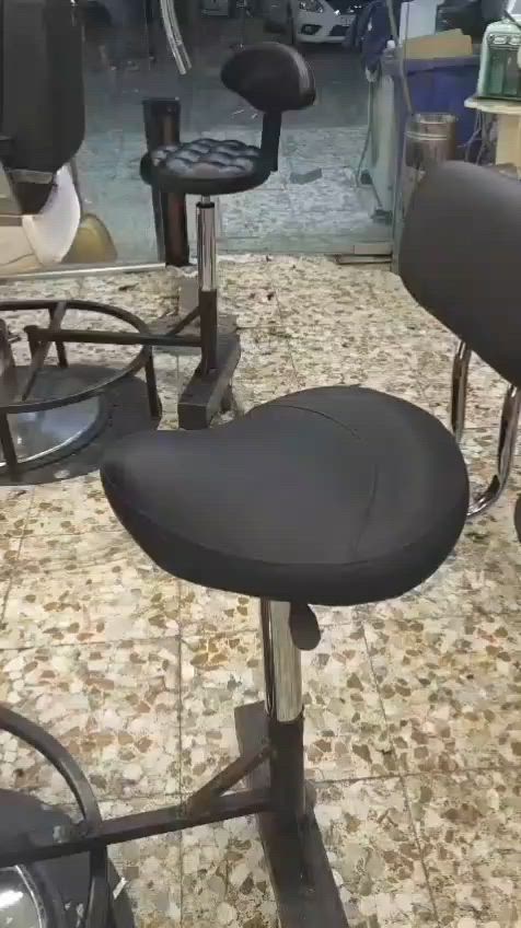 تم توفير الكرسي المتحرك الطبي والعادي
وبسعر مناسب جدا وايضا يتوفر توصيل لحد باب محلك
📞 للحجز والاستفسار مراسلة الصفحه او الاتصال عبر الواتساب ***********
