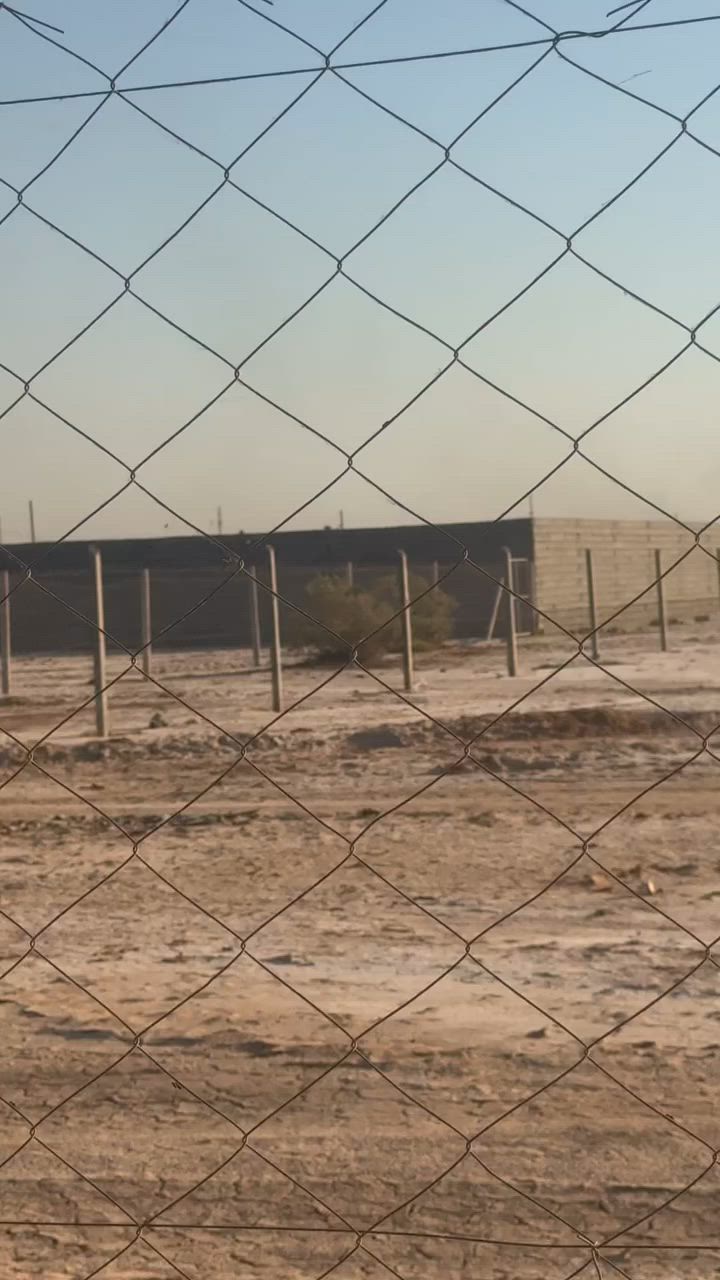 للاستفسار
***********

***********

علمًا التبليط مسافة ٣٥٠ متر عنك تقريبا
