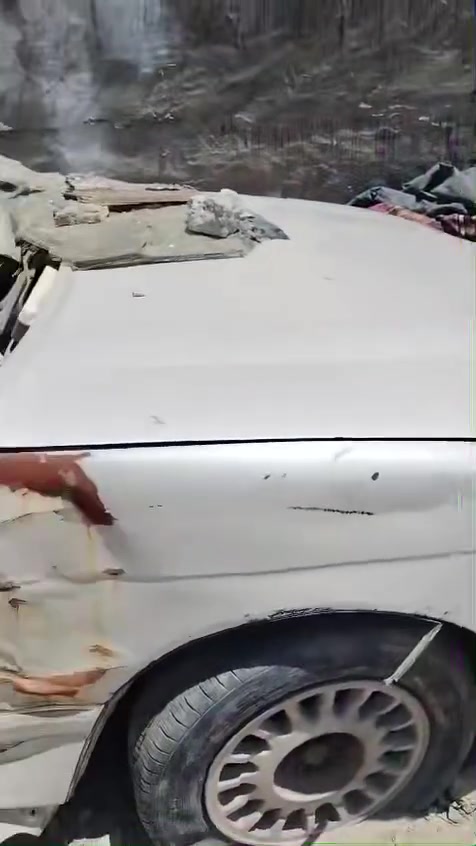 السلام عليكم بطه فصل لؤلؤي مضروبه رقم مثنى الماني السياره ورثه السعر 14 ورقه المكان بصره شط العرب للتواصل على الرقم ***********
