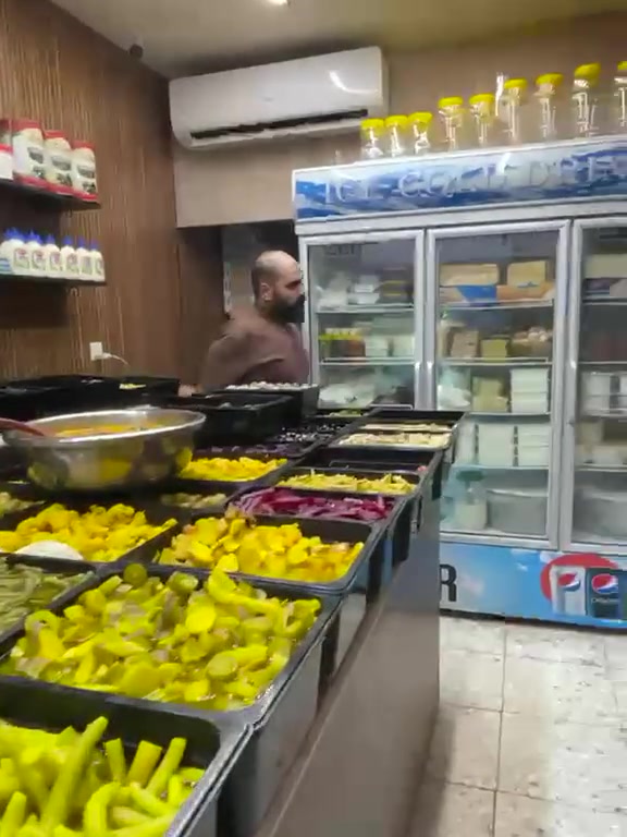 السلام عليكم ورحمة الله وبركاته 
اهلاً وسهلاً بكم زبائنا الكرام
 بألبان ومخللات الربيعي 
توفر لدينا
لبن بقر وغنم وجاموس 
لبن غنم سطل 3500
لبن بقر سطل كيلوين 4000
لبن بقر كيلو    2500
لبن جاموس فخار 3500

جبن عرب قرغولي ( اليوسفية )
سعر الكيلو 8000
سعر كيلوين 15000
سعر ثلاث كيلوات 20.000

قيمر عرب  
سعر الكيلو 18000
سعر الربع كيلو 4500
سعر النصف ربع 2500

العنوان الثعالبة شارع محطة تعبئة وقود الصمود مجاور أفران بركات المنعم ( الفرن الأول )

يتوفر لدينا خدمة توصيل داخل منطقة الثعالبة والمناطق المجاورة 
***********

أوقات الدوام من الساعة السادسة والنصف صباحا 
وحتى الساعة الثانية عشر ليلا 

أهلا وسهلا بكم
