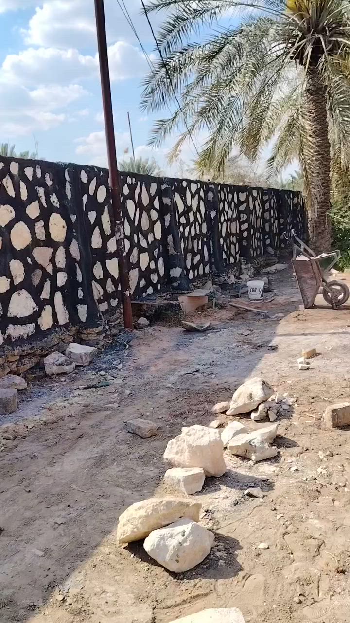 مصطفى الخيكاني لبناء الحجر كرسته وعمل شغل درجه اسيجه بيوت ممرات تخليف شغل درجه اولاله ***********
