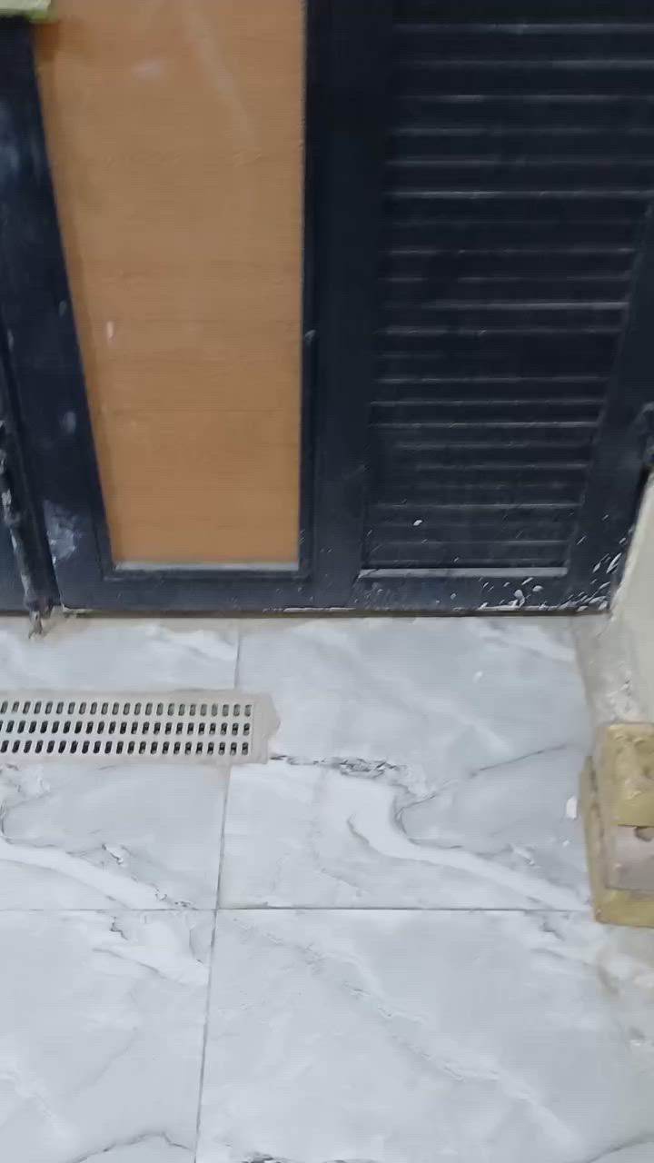 دار للبيع مساحته ١٠٠م وجهيه ٥ ونزاله ٢٠ زراعي طابو قرار ٢٥ بيت بنيه زعفرانيه فرع ٢٣ الاستفسار اتصال على رقم ***********
