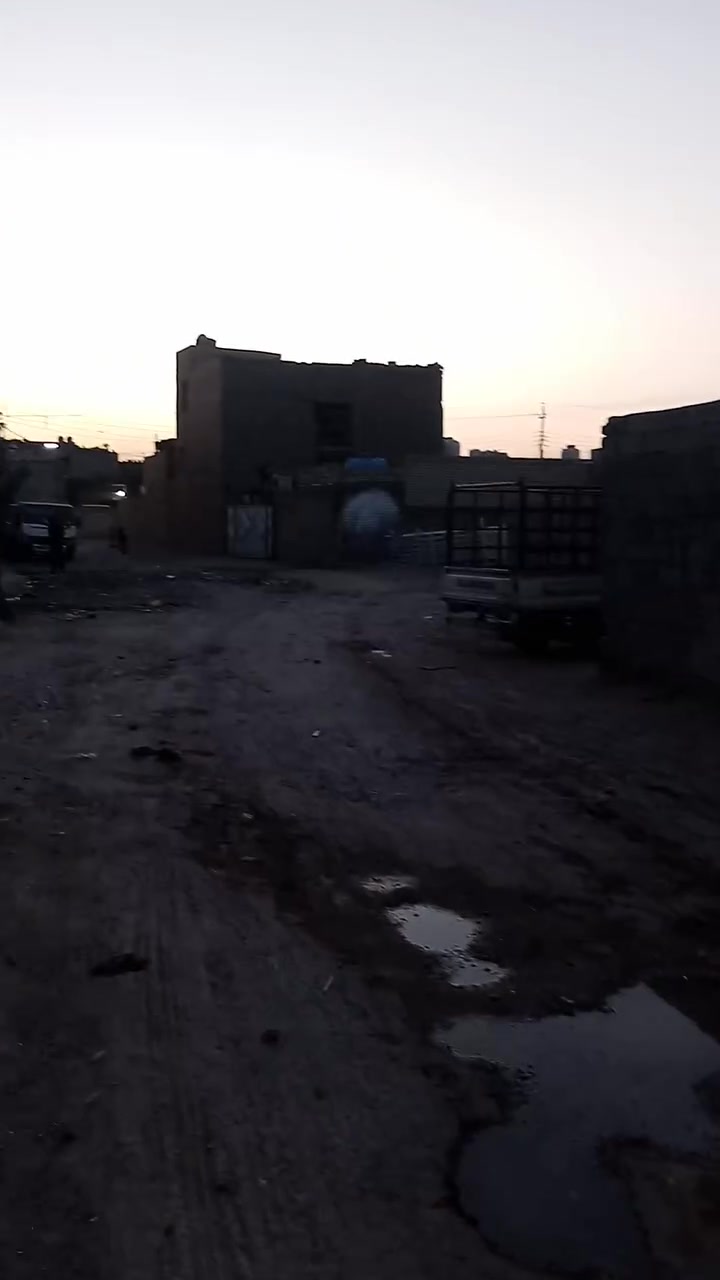 خ دار للبيع بغداد حي لبتول لزراعي مساحه 150متر ركن متوفر كافت لخدمات غرفه وصاله حمام مطبخ منور واستقبال للاستفسار اتصال واتساب ***********
