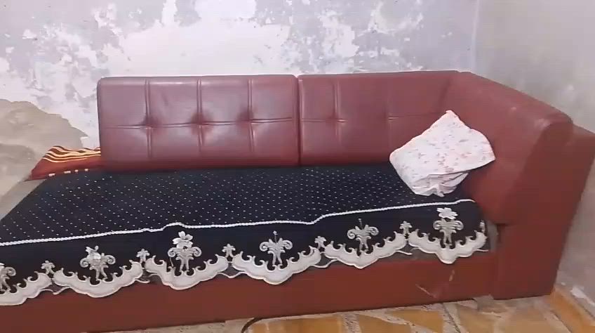 تخم قنفات مال مكاتب امانه الله نضيف كلش سبب البيع دننتقل لغير مكان رايدته ب 370 وبي مجال حك الجيه ***********مكاني الشعب شارع الصحه

