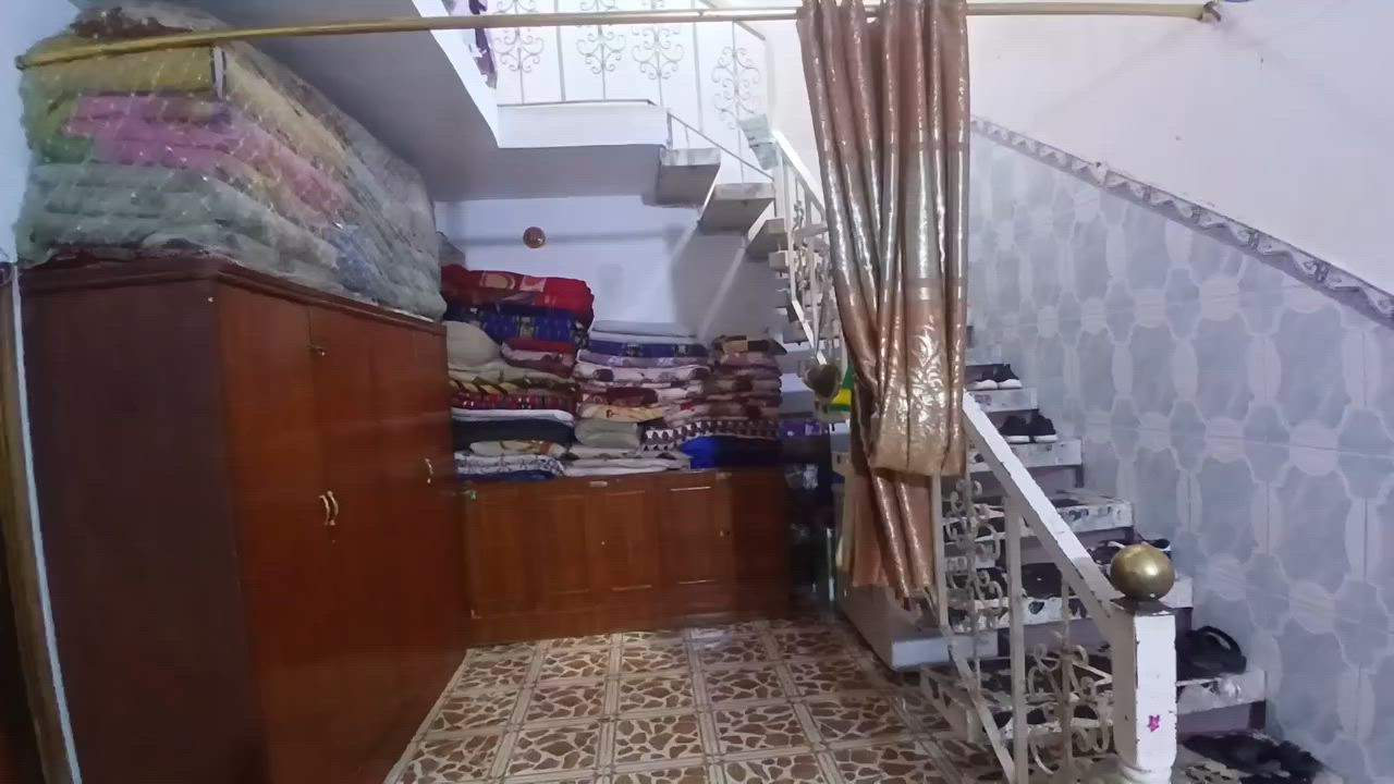 العنوان/ حسينية الراشدية / مسقط شارع عقيد علي قرب حسينية الحسن المجتبى
المساحة / ٢٠٦ متر
الاتصال/ ***********
