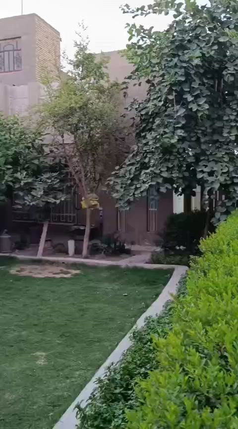 السلام عليكم
بيت للبيع في نادرالثانيه طابو صرف بأسم شخص واحد
المساحة 375 م 
نزال/25
واجهة/12
طابقين يحتوي على خمس غرف نوم 
مجمع صحيات عدد 3
استقبال وكلدور 
للاستفسار اكثر الاتصال على الرقم ***********
او مراسله واتساب
