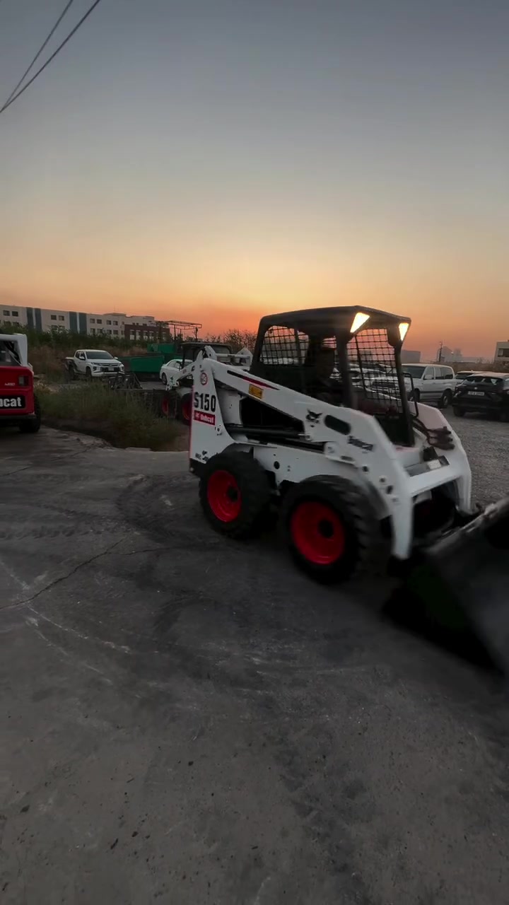 � للبيع Bobcat S150
✅ موديل: 2006
✅ الماكينة بحالة جيدة
💰 السعر: 140 ورقة (قابل للتفاوض)
📍 الموقع: أربيل

📞 للاستفسار: *********** (واتسا
