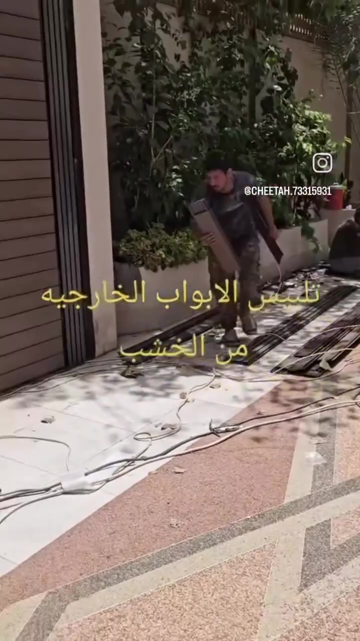 مستعدون لتغليف الابواب القديم بديل الخشب مقاوم للحراره ومياه الامطار مكان ذي قار حي اور ***********
