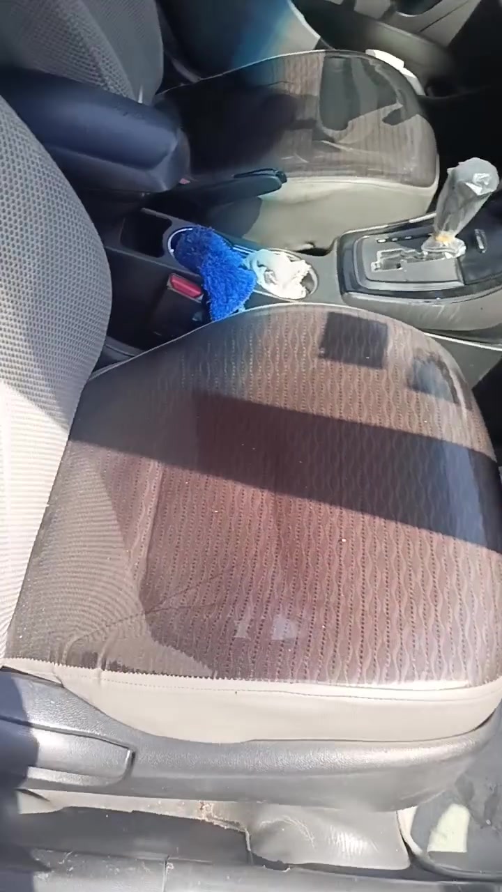 ***********
