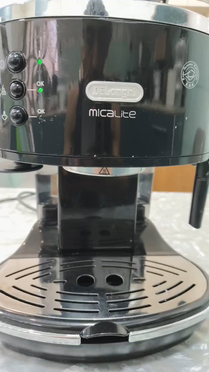 Delonghi
مستخدم نظيفة 
حط سعرك


**إذا كنت صاحب هذا الإعلان وتريد حذفه لأي سبب، رجاءا أرسل رسالة إلى الدعم الفني**