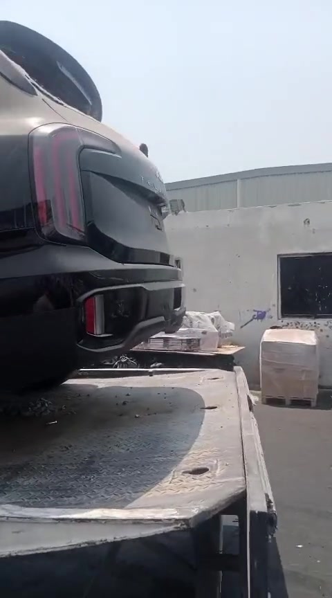 تفصيخ تيلورايد sx xline 2024 
اللون اسود
اياد السامرائي 
***********
