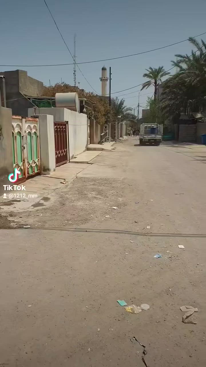 دار للبيع  العنوان بعقوبة المفرق قرب جامع الحاج ناصر 
صنف الدار طابو زراعي سند25 المساحه 200 م
يتكون من استقبال 4×6+مطبخ 4×5 صاله6×8+غرف نوم عدد 2 )4×4+غرفه ثانيه. 4×5 +صاله في الطابق الثاني فقط
الاستفسار خاص او على الرقم
***********
