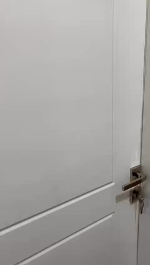مساء الخير 
عندي أغراض بيت كامل مستعمل 

***********
