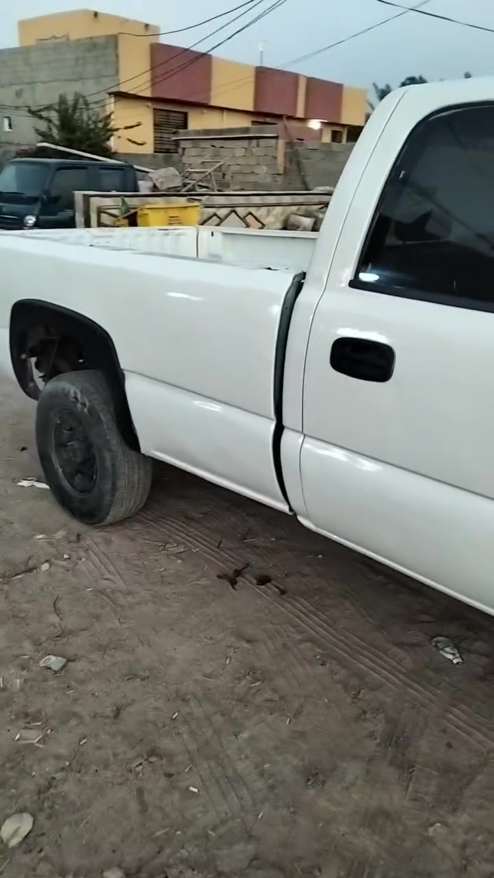 للبيع ماعايز شي السعر 37 مزاد داخليه مكان كربلاء ***********
