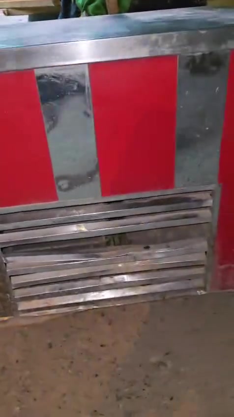 عارضه بطحيه طافيه بيع مستعجل المكان اللطيفيه ***********
