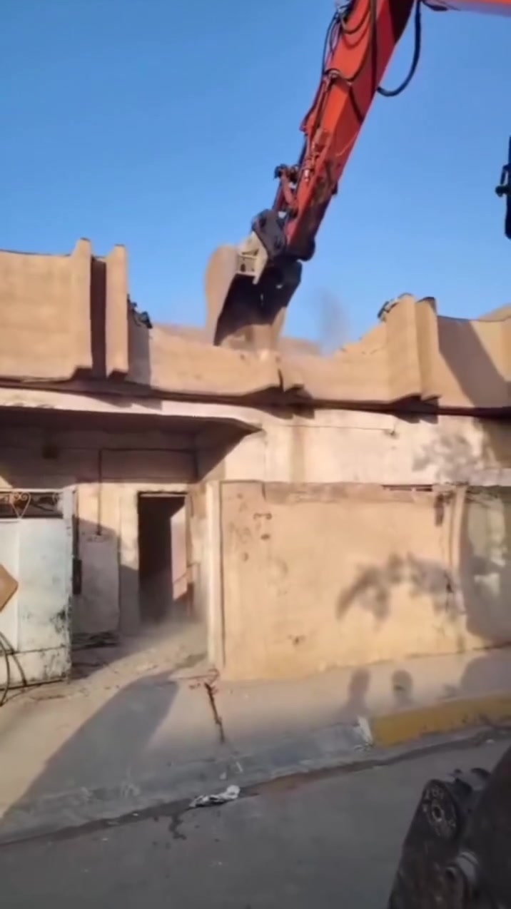 مستعدون لتفليش البيوت والمحلات القديمه ورفع الانقاذ بمواده يعني ماخذ فلوس من ابو لبيت بس مواد لبيت مع تعديل الارضيه ***********
