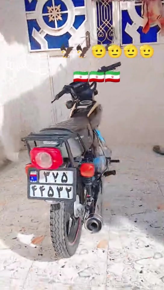 سلام عليكم دراجه للبيع يراني خمسه كير تعبير كفاله عامه السعر مليون وميتين وبيهه مجال ***********
