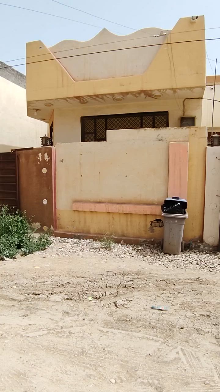 سلام عليكم
للبيع: بيت في منطقة البستان  الزراعي شارع
علي يوسف بل بداية
المساحة: 150م متر مربع طابو زراعي سند 25
بناء حديث 
بناء طابوك 
الطابق الأول يتكون من 
استقبال
مطبخ
صالة مفتوحة كبيره
غرفة نوم
حمام داخلي
حمام خارجي
للاستفسار ***********
