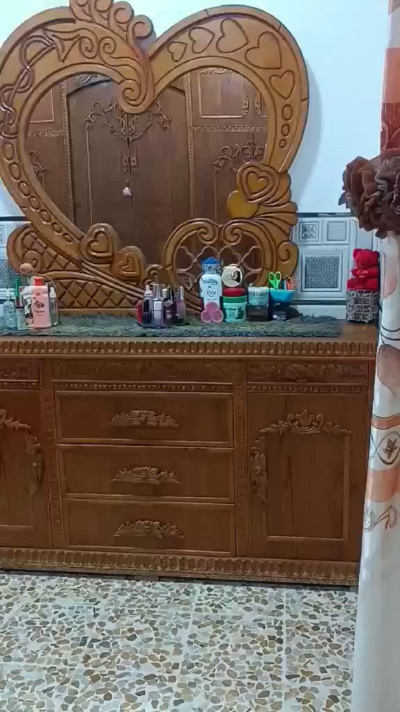 غرفه نوم للبيع سعر750 نهايتو عنوان موصل
الي عندو اغراض للبيع يدزلي خاص ابيعو اخد عموله بسيطه


**إذا كنت صاحب هذا الإعلان وتريد حذفه لأي سبب، رجاءا أرسل رسالة إلى الدعم الفني**