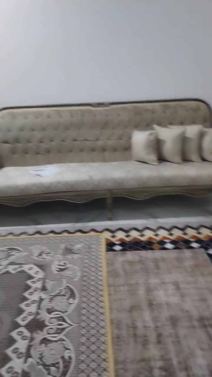 تخم قنفات للبيع كويتي مابي اي ضرر يجنن للبيع السعر 550 زبي مجال البصره ابو الخصيب ابو كوصرة ***********
