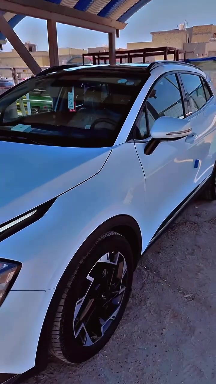 كيا سبورتج مواصفات جي تي  2024
Kia Sportage 2024 

استلام شركة النيم  ضمان خليجي شركة

الموديل: 2024

 اللون: ابيض سقف اسود

المسافه المقطوعه: ٢٤ كم

✨ التفاصيل والمواصفات الكاملة:

       - فول مواصفات ١/١ 

بانورما سقف اسود على طول السقف

مقاعد الامامي تبريد 

مقاعد الامامي تدفئه ( هيتر )،

ستيرن تدفئه ( هيتر ) 

رادار جانبي بالمرايه الجانبيه مع تحذير صوتي

نظام استشعار الحركة عند فتح الابواب

نظام شحن واير ليس

ايرباك عدد ٦

نظام الاناره الامامي (Boomerang LED DRLs)

الشاشة الاماميه البانورامية المنحنية Curved Panoramic Display

الشاشه الاماميه مجهزه بل لغه العربيه

حساسات امامي وخلفي 360 درجه

مقاعد الامامي كهربائي

صندوق الخلفي كهربائي

تحكمات ستيرن كامل

مرايا الجانبيه شفط

كامره خلفيه دواره مع عدة اختيارات للتصوير

كير رياضي على الستيرن (شفترات)

انظمه قياده متعدده مجهزه بالسياره

اوتو هولد توقف Auto hold 

بصمات شركة عدد 2 مع كتلوكات الشركة

▪️ مداخل تايب سي ويو اس بي

📌 ملاحظه:⭐️

السياره مكفوله كفاله عامه 

(محرك، كير، كهربائيات) عل وضع الشركة 

سونارها موجود  عد رصعه باب 

السعر /٢٢٠ وبيها مجال

📞 التواصل عل رقم موبايل ***********
