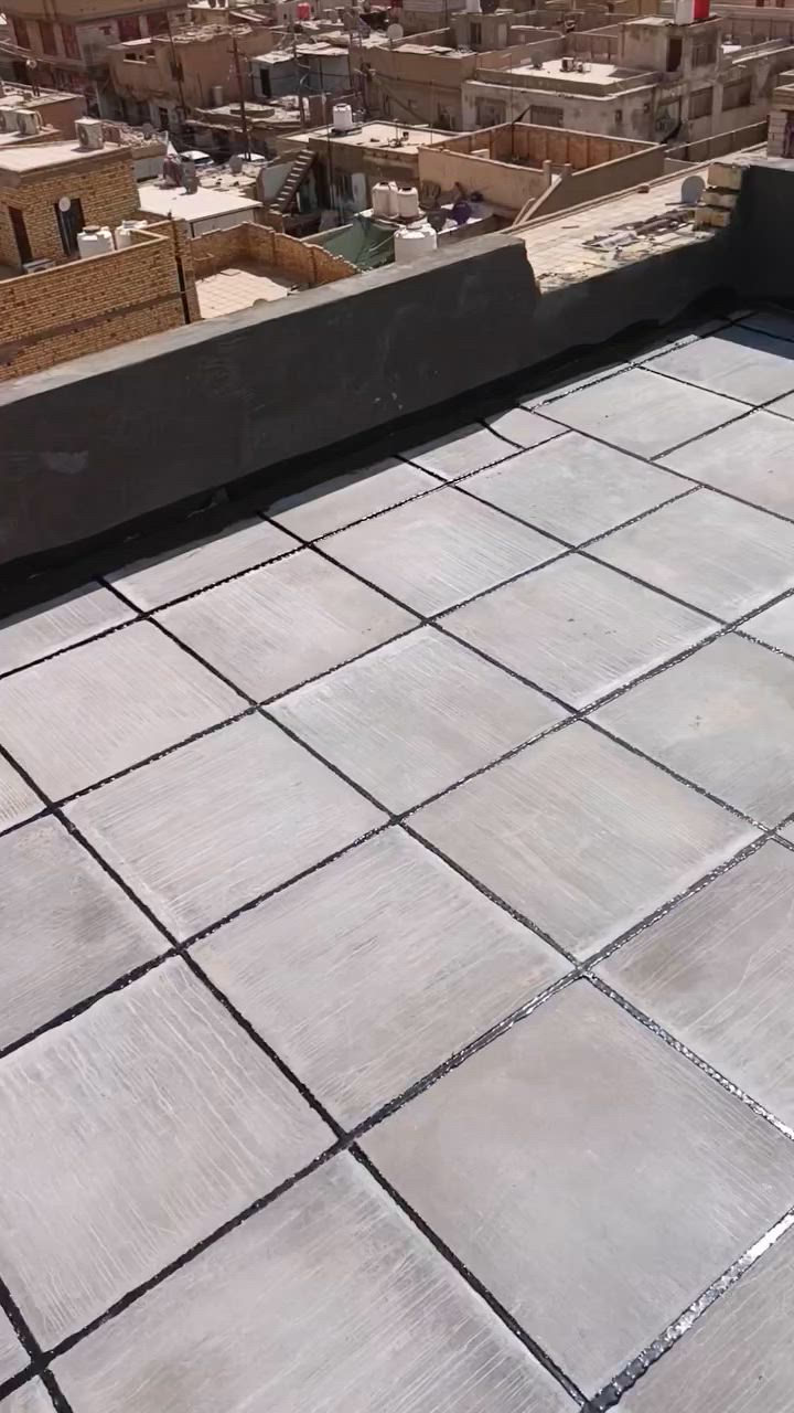 #فلوسك_عندك_لمن_يكمل_سطحك 💸
***********
تم إنجاز السطح حسب المواد المطلوبة:
🛠 زفت + فلانكوت + نايلون + اشتايكر السماوة
✂ كص كوسره
✅ شرط الفحص بالماء + استلام من قبل #مهندس_كرسته
🔧 صيانة الماستك والأسطح القديمة متوفرة

📍 متواجدين: الناصرية – أقضية ونواحي
***********
